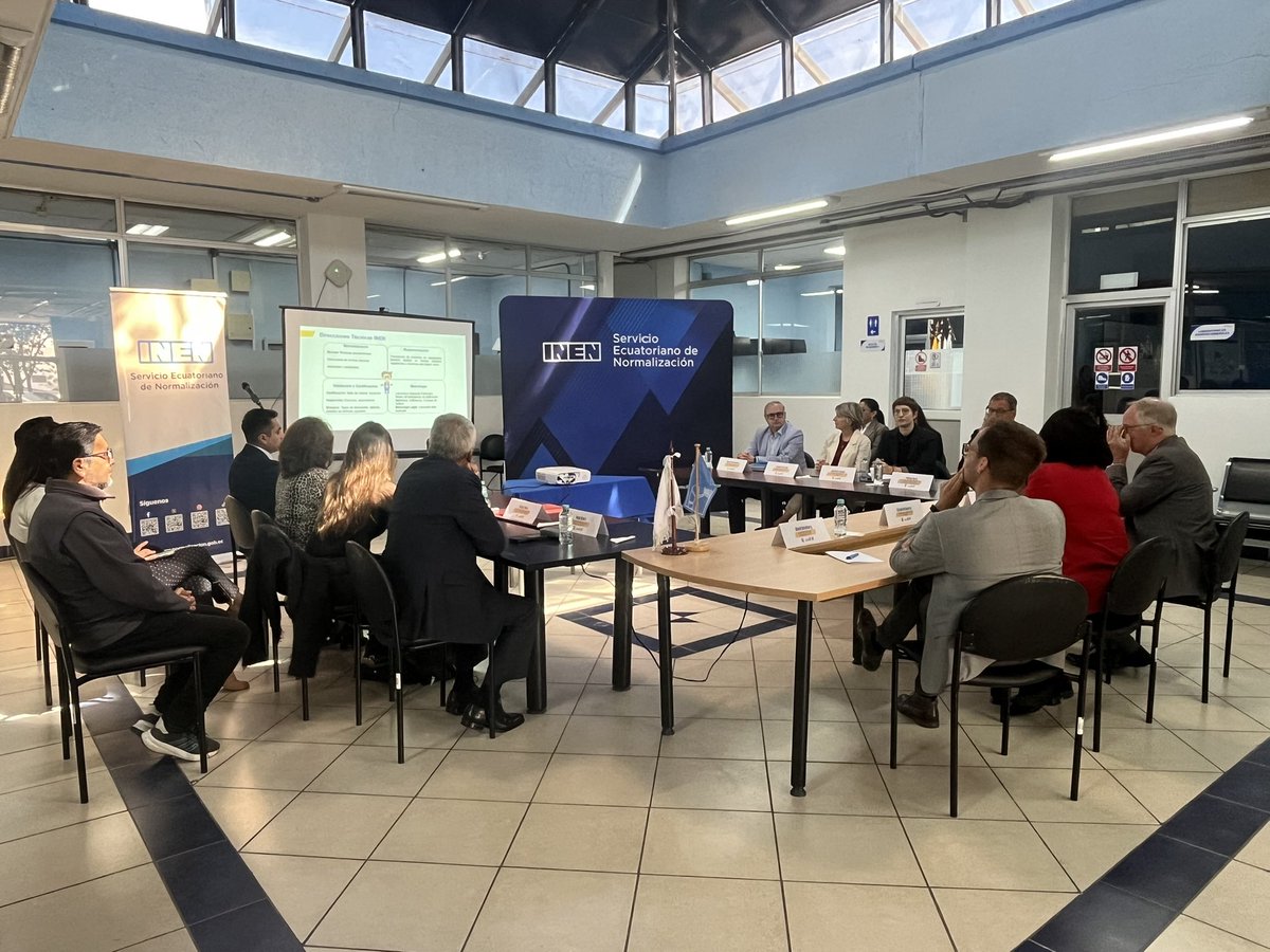 NormalizaciónEcuador tweet media