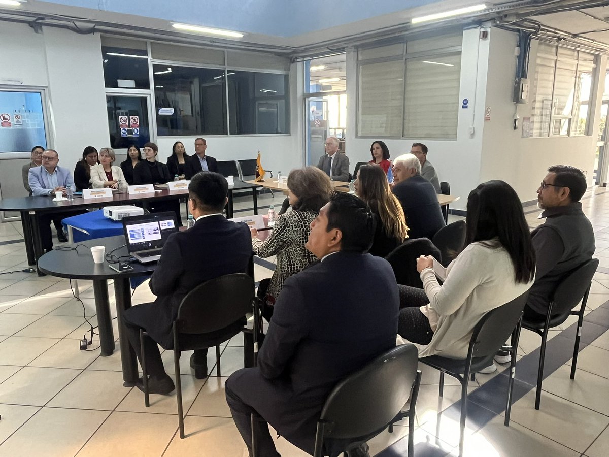 NormalizaciónEcuador tweet media