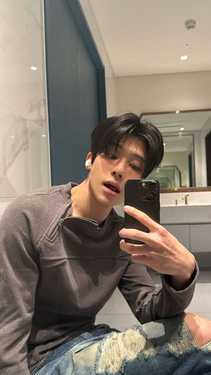 itsramencup's tweet image. a syonushi / yusion few tweets au.

happy birthday atau... apa?

ʚ from #sayupi universe ɞ