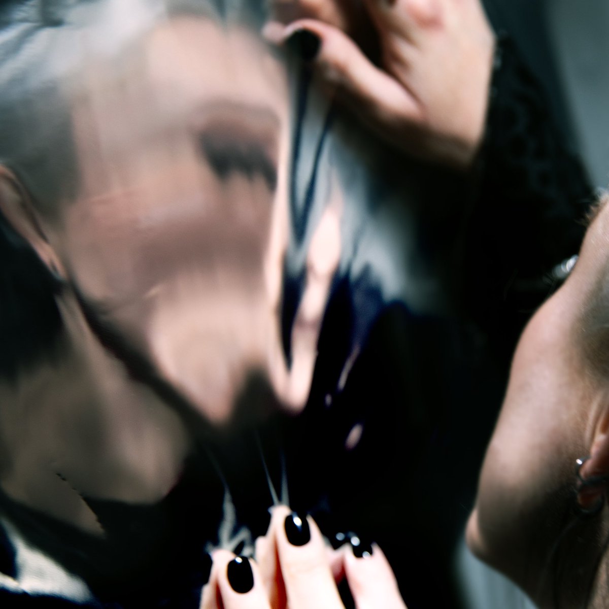 haylasings's tweet image. Heal is out this Friday 10th April 🥹🤍 

Click the link below to save it to your favourite music platform #newmusic #heal 

hayla.bfan.link/heal