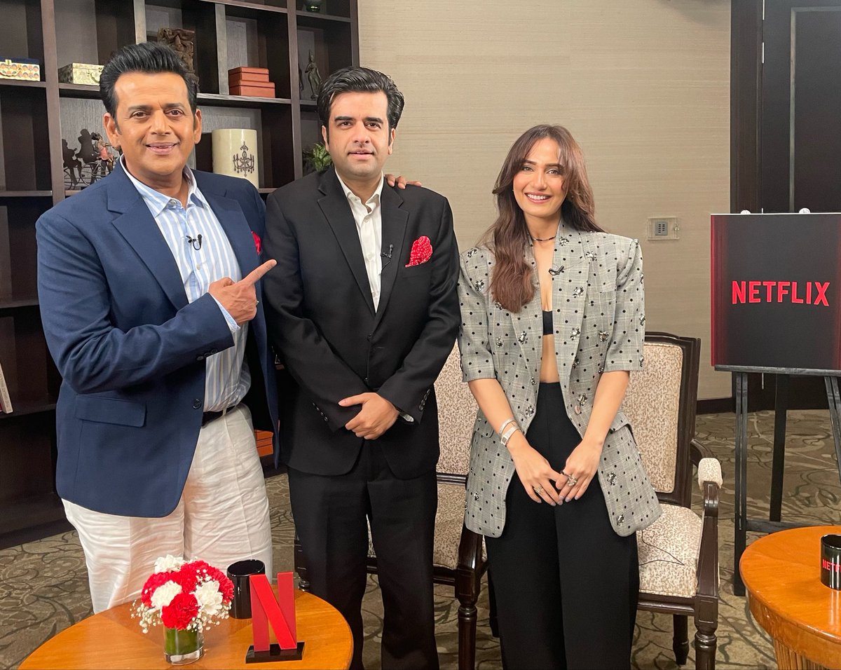 UdayPratapSingh's tweet photo. Legally Speaking with #RaviKishan &amp; #KushaKapila , the stars of #MaamlaLegalHai 2 !!

@ravikishann @KushaKapila @NetflixIndia #MaamlaLegalHai2 #Netflix #NetflixIndia #OTT #WebSeries #Judiciary #Lawyer #Judge https://t.co/AO6noJ7Ut5