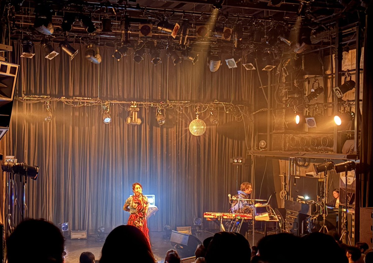 Looser911's tweet photo. duo set tour final！曲のアレンジが素晴らしかった！特にunitbathのアレンジは鳥肌ものでした〜♬
#showmore https://t.co/40zbWY2RBV