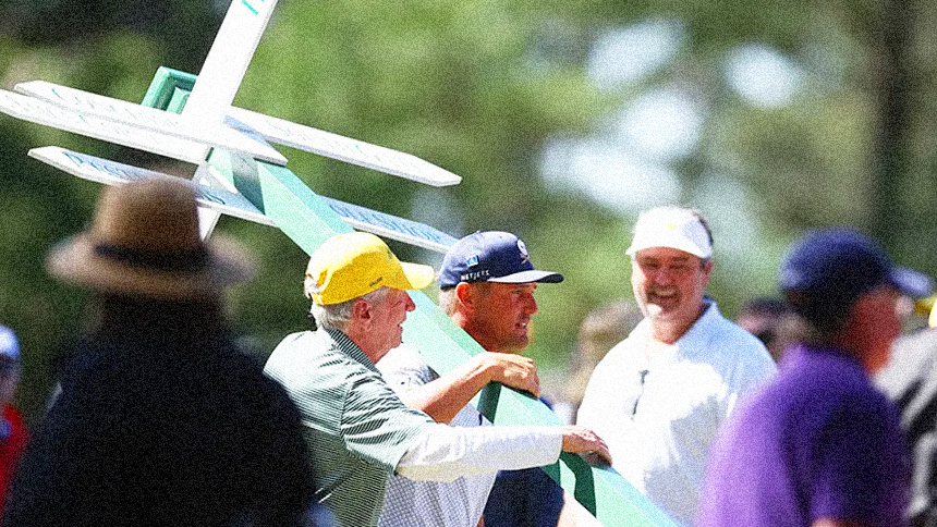 aa██████ tweet media