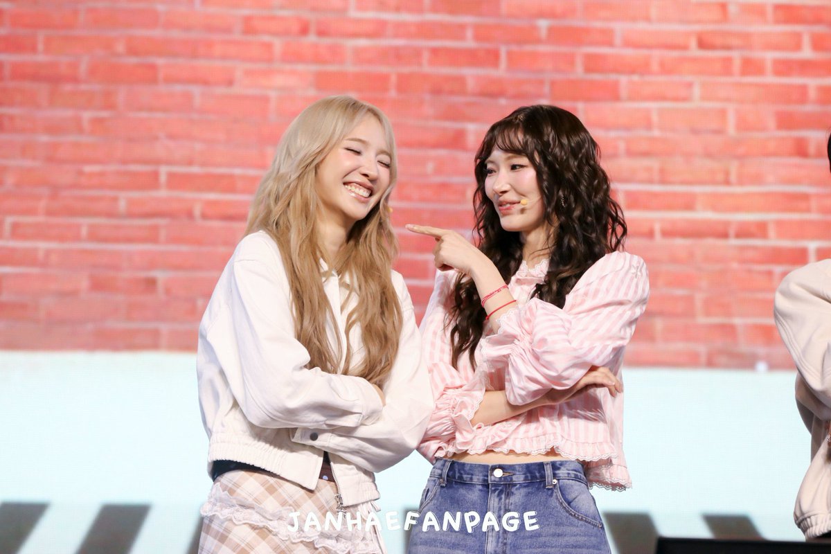 เบบี๋ทานตะวัน tweet media