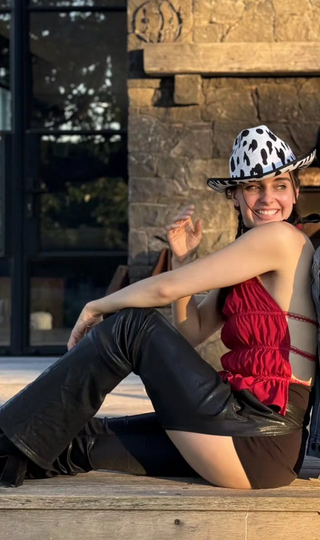 Holly 💜 tweet media