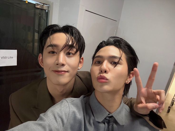 williamest pics tweet media