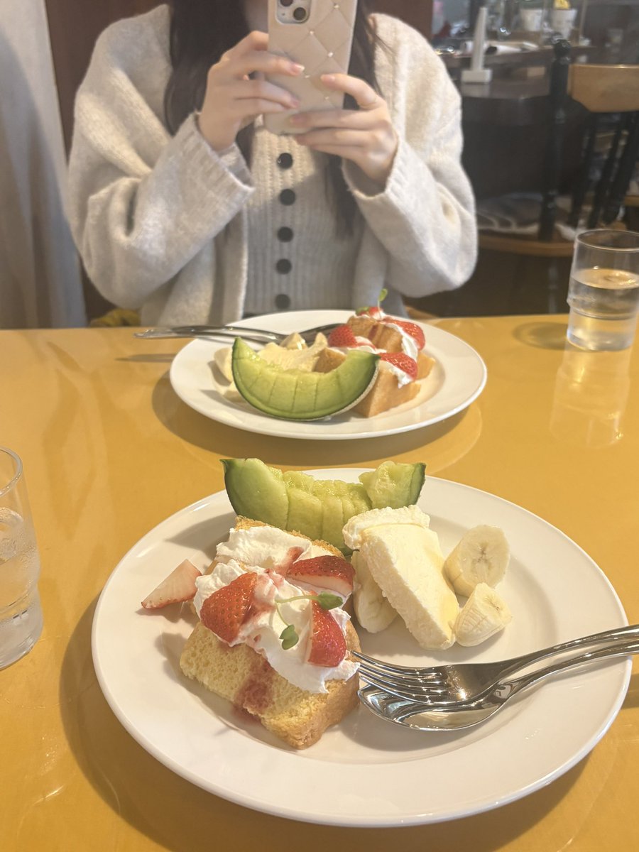 atarimaetuko's tweet photo. 西荻窪の素敵カフェ https://t.co/CR1ctt4RdD