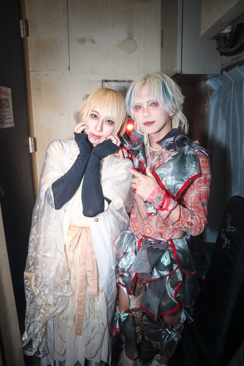 -神-メトリー始動主催【Come in calling -神降臨-】

ありがとうございました

一度きりの始動イベントに立ち会えて嬉しかった

日向くん改めておめでとう‼︎