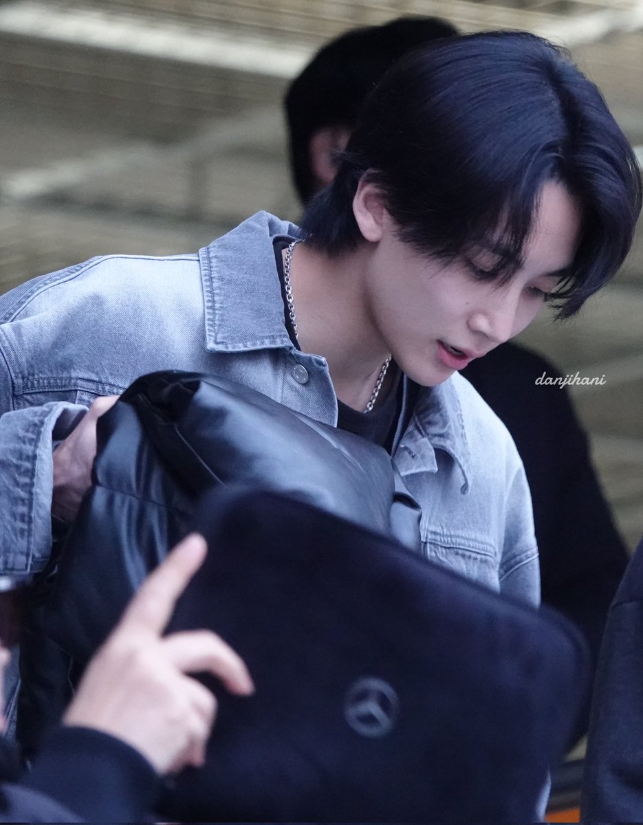 단지하니 tweet media