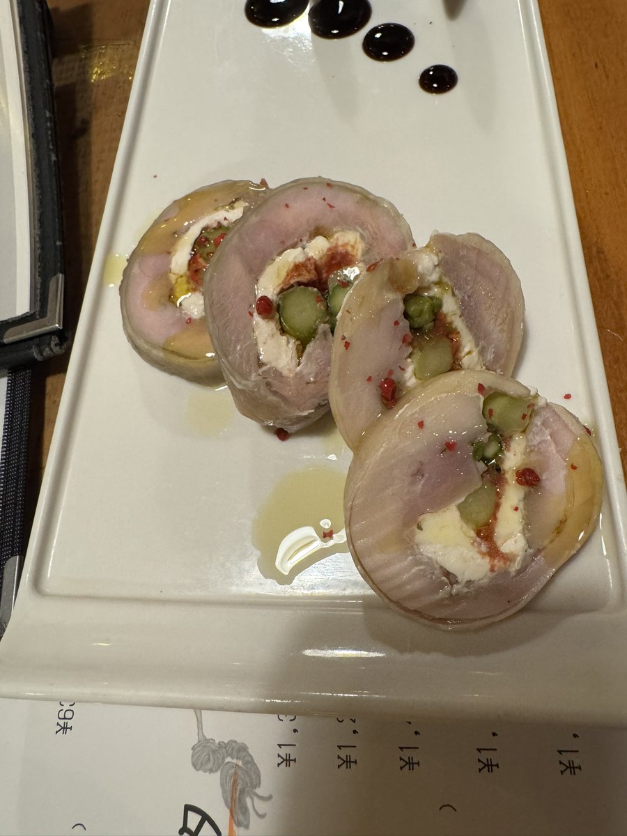 しろてぃー tweet media