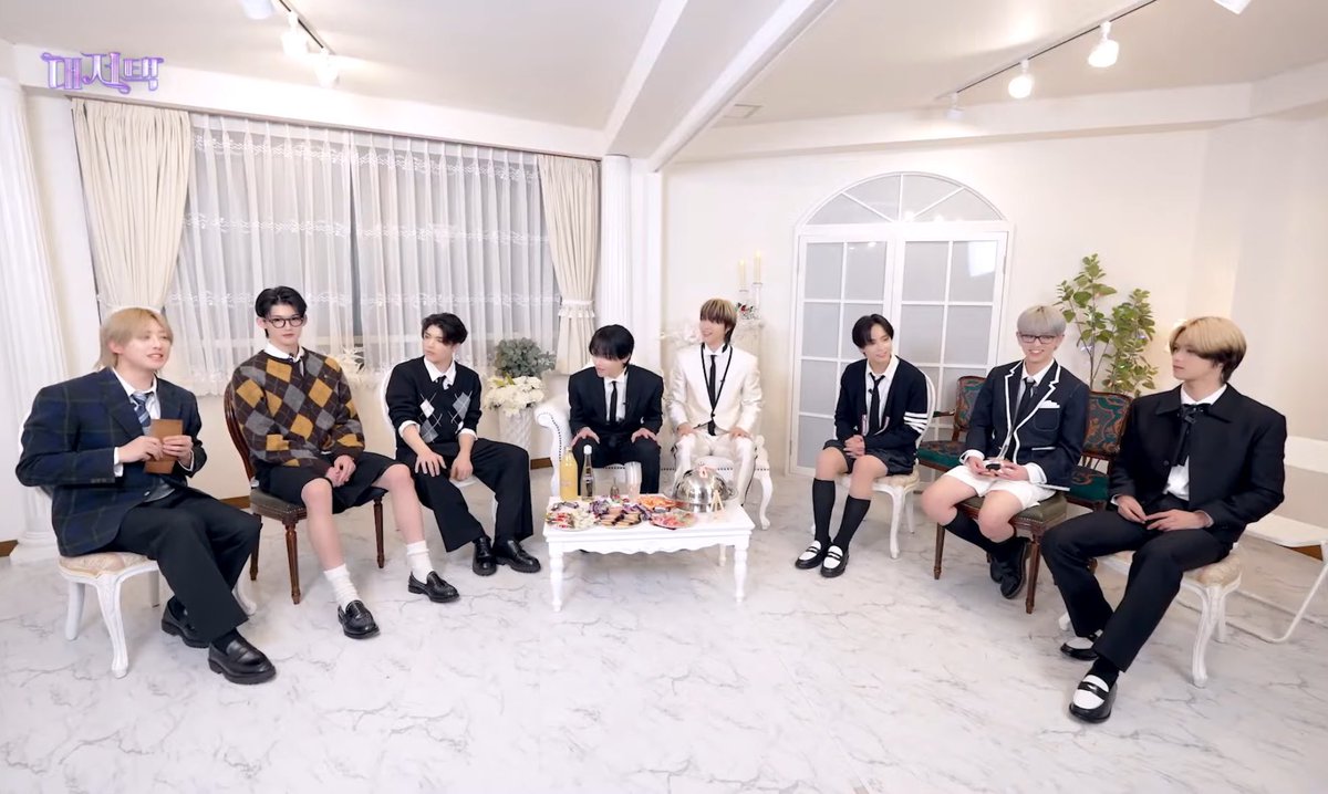 りなり tweet media