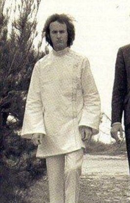 ray ੯·̀͡⬮ tweet media