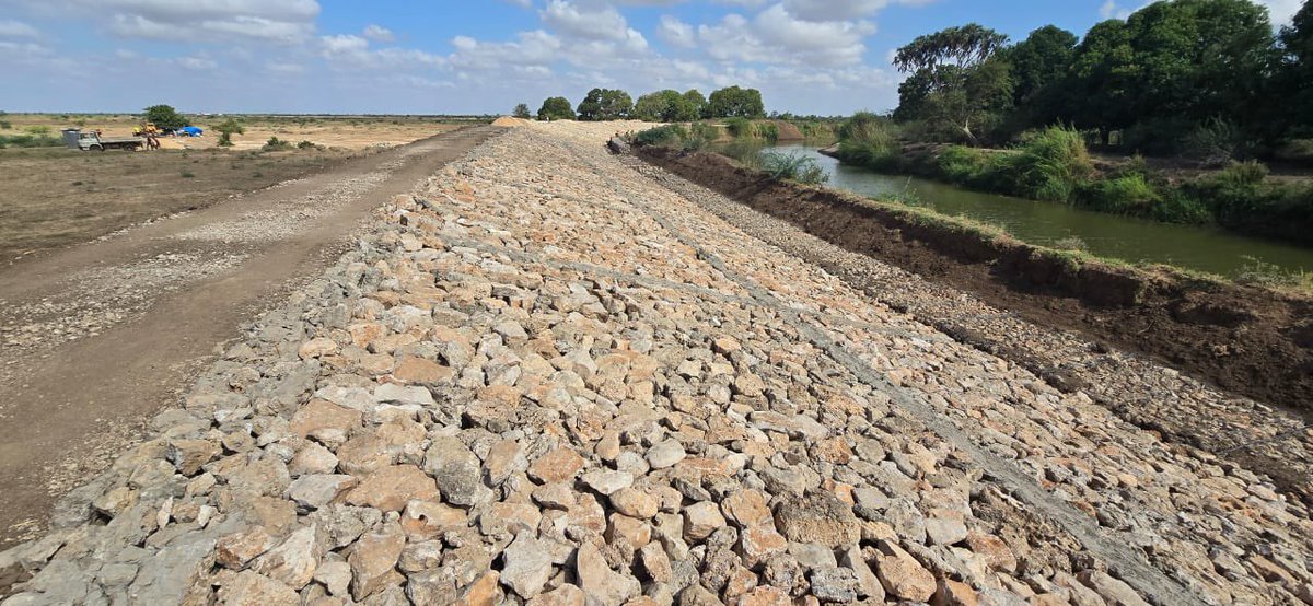 Upgrading of #Jowhar river embankment &amp; rehabilitation of primary irrigation canals for farmers is nearing completion—strengthening flood protection &amp; irrigation in this flood-prone agricultural town. Supported by @NorwayinSomalia &amp; SDC in partnership with the Somali Government.