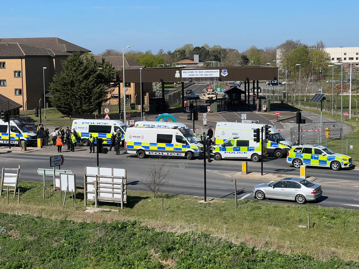 Main gates of RAF Lakenheath were shut down by peace protestors for 6 hours this morning.
Another gate was shut for 4 hours.
14 arrests.
No war on Iran!
Stop the genocide in Gaza!
No Nukes!
<a href="/XRebellionUK/">Extinction Rebellion UK 🌍</a> <a href="/TheCanaryUK/">Canary</a>