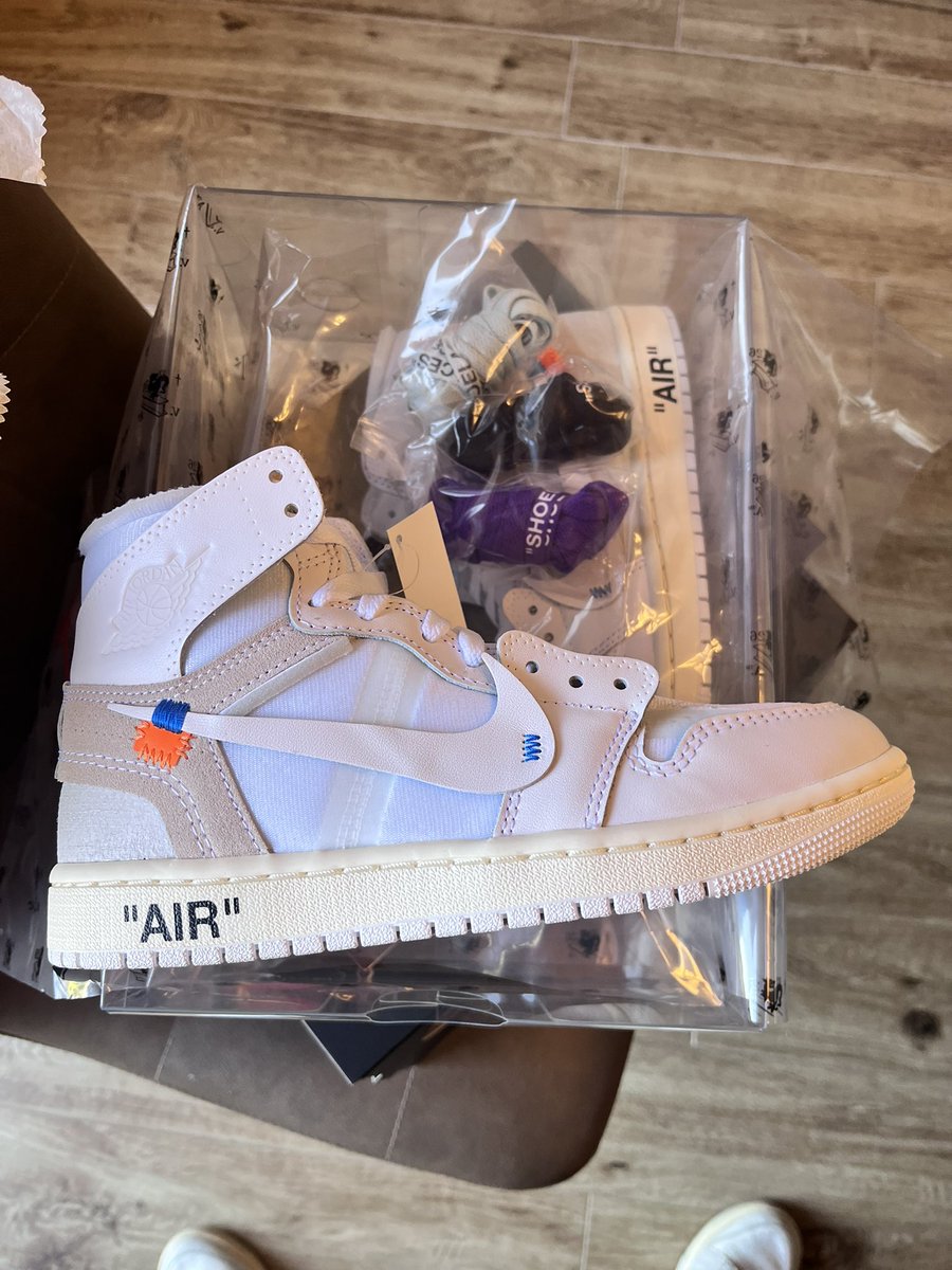 STATUSQUO tweet media