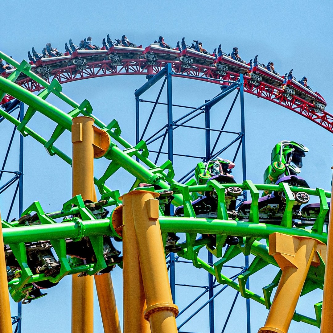 SF_newengland's tweet image. 💙 ❤️ or 💚 💛 ? 

#SixFlagsNewEngland #RollerCoaster #ThemePark #ThrillRide