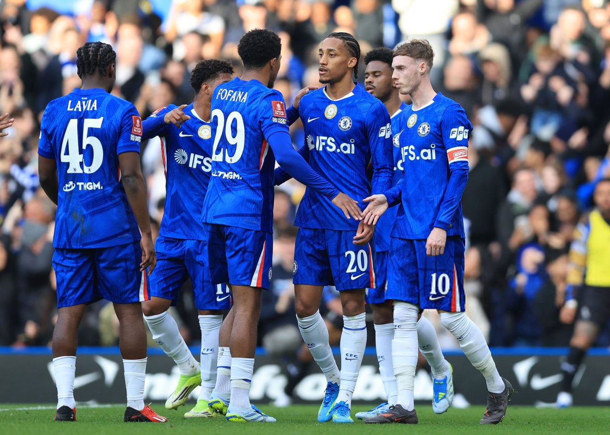 Vince™ tweet media