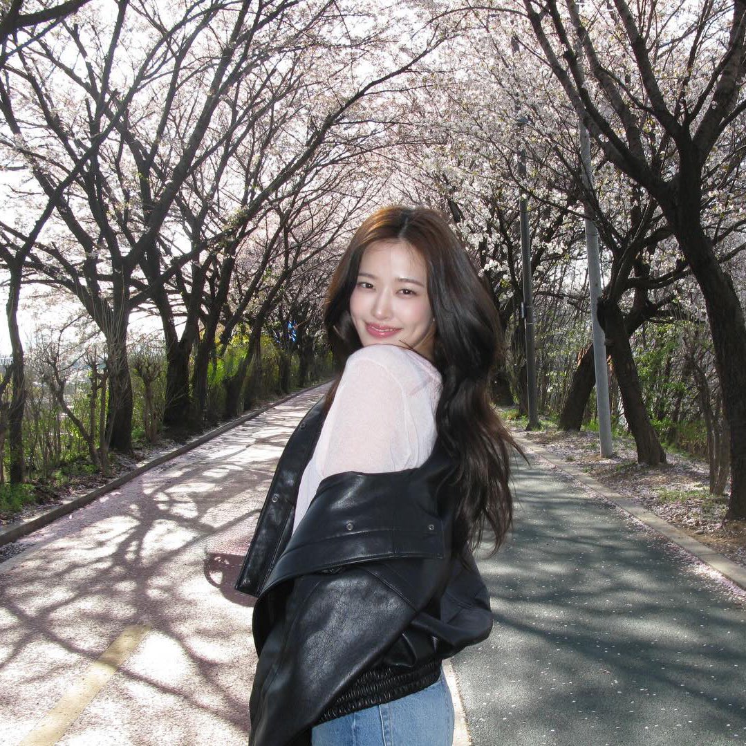 민무늬 tweet media