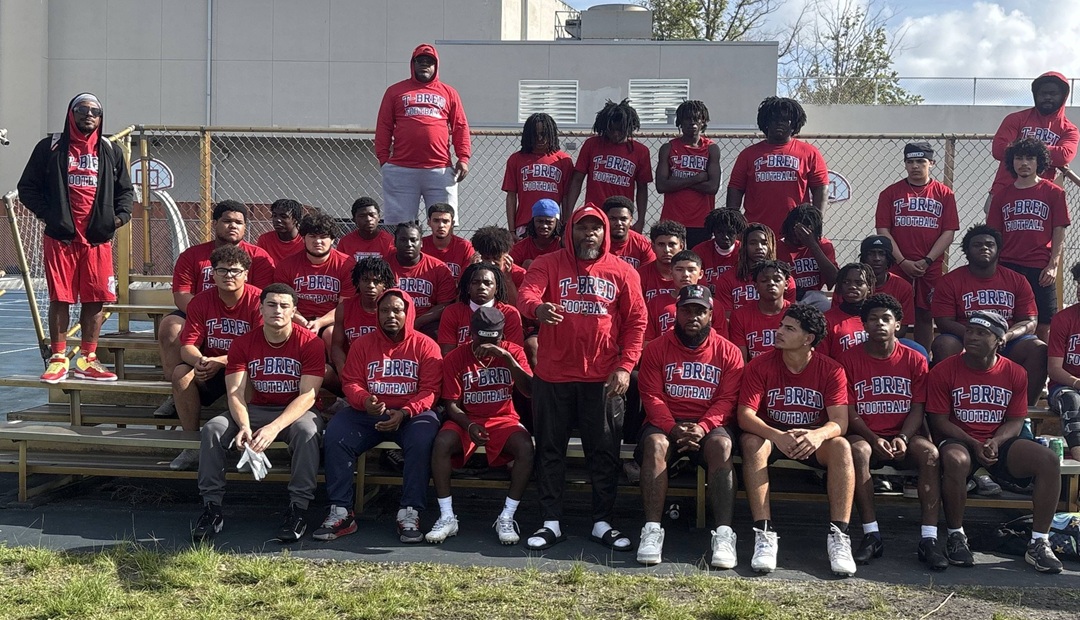 LawrenceBl83397's tweet photo. Hialeah Football Program Fell Short of Their Goals in ’25. https://t.co/ZO9JCg3zRL
@krodevans4_ @aviyondarien1 @4eva_getpaid @whycover3_ @CoachBarthell @GregoryRyalsjr @KhiryHenryjr https://t.co/0vFeGC9vsj