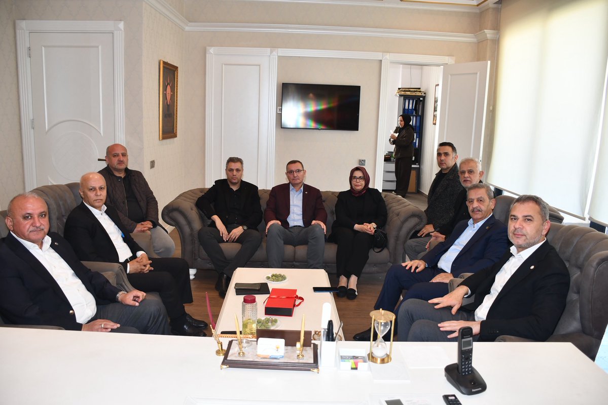 Akpartialanya07 tweet media