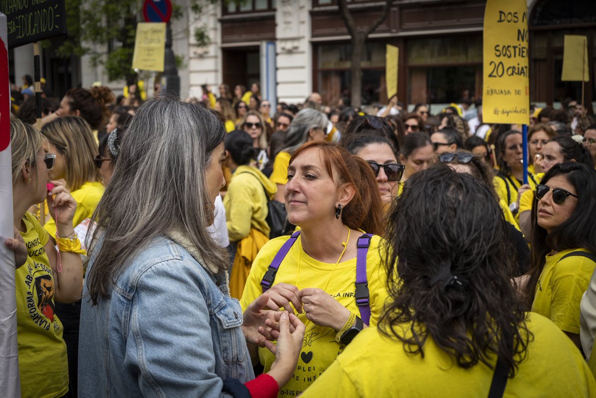 Manuela Bergerot tweet media