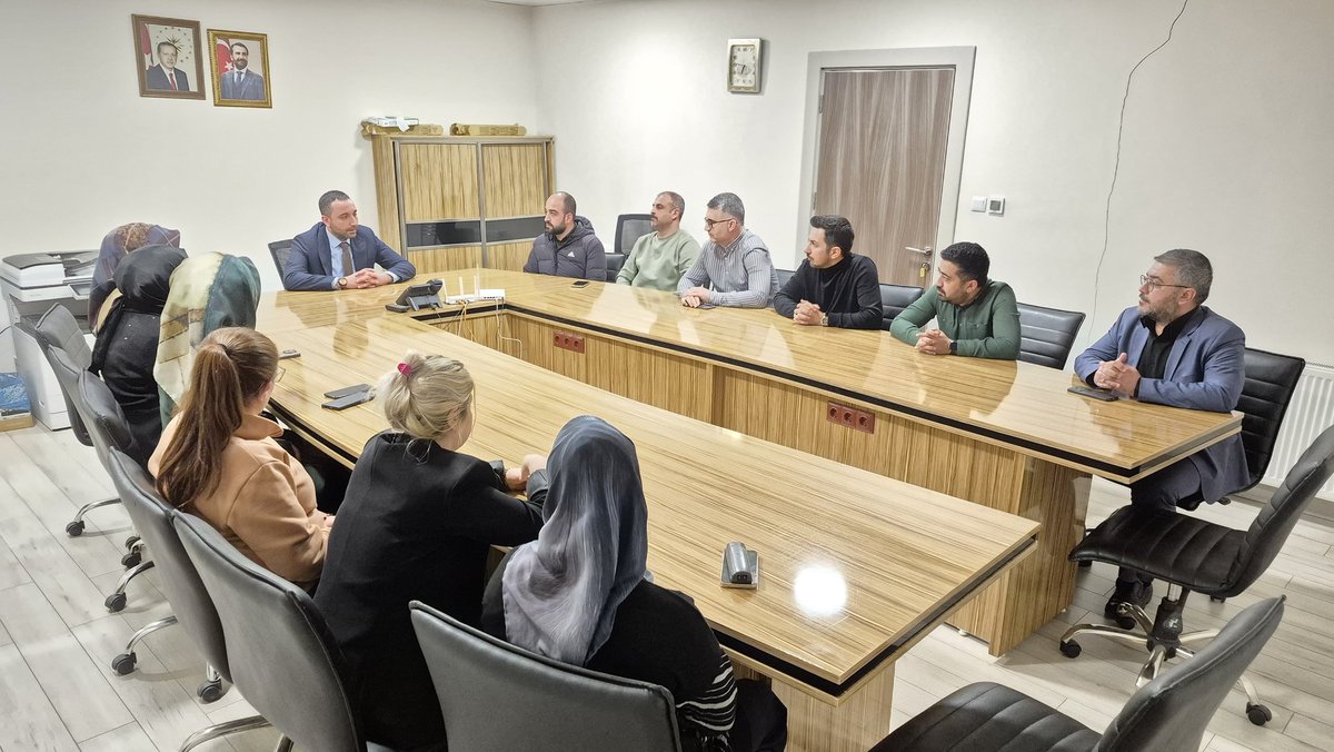 hizmetiselazig's tweet photo. Bu süreçte emeğin yanında duran, yapıcı yaklaşımıyla önemli katkılar sunan Elazığ Belediye Başkanımız @sahin_serifoglu ’na gönülden teşekkür ediyoruz. https://t.co/CKRizRsuyv