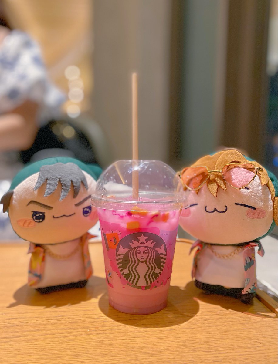 doshitsu_'s tweet photo. 🩷🍹🌺🩷

#もちぴこのいる暮らし　#rkrnぬい撮り部 https://t.co/90dC8RZYoa
