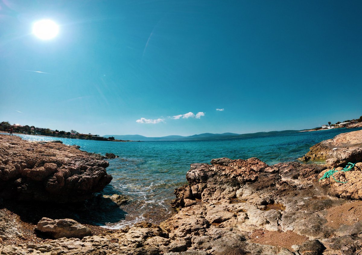 Özgür ツ tweet media