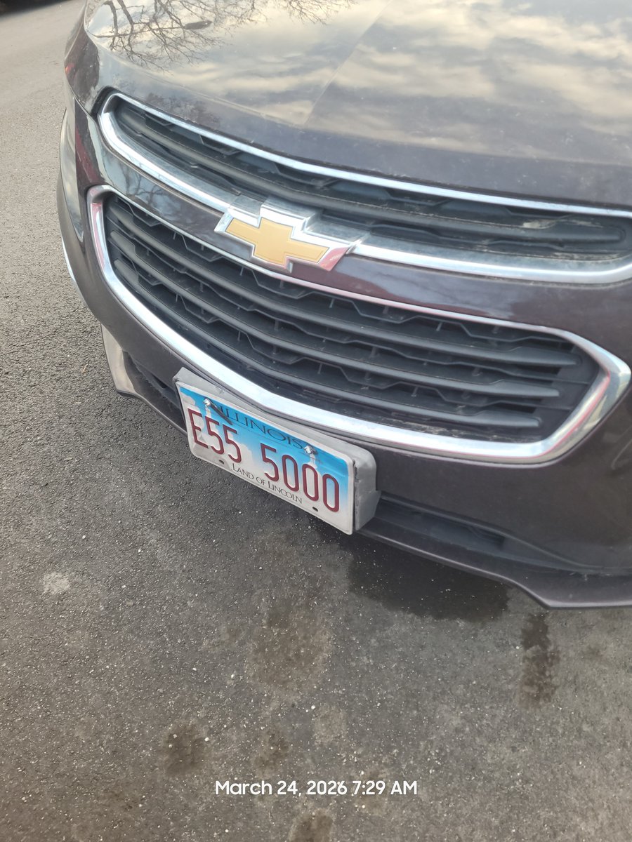 mopart666's tweet photo. @50thWardChicago abandoned vehicle still parked on Arthur near Campbell https://t.co/KioFmSRxGB