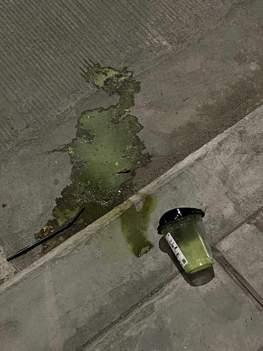 8 (slow) tweet media