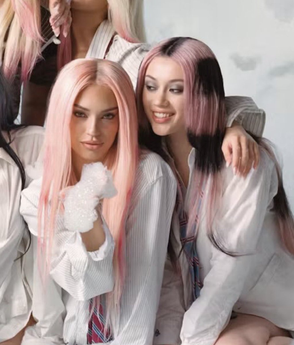 • 。˚✩ ana ★ tweet media