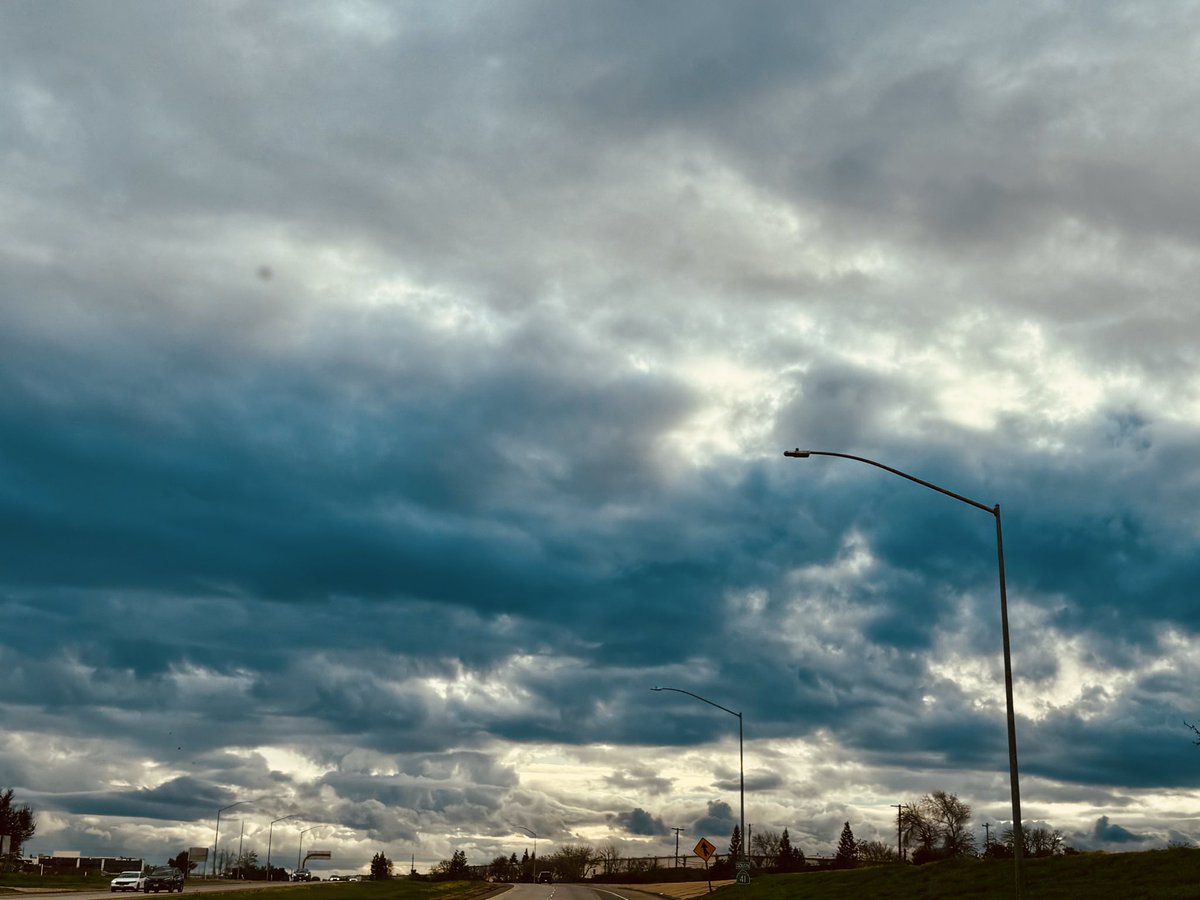 WildDevice's tweet image. Eye of the Storm 

#photography #driving #storm