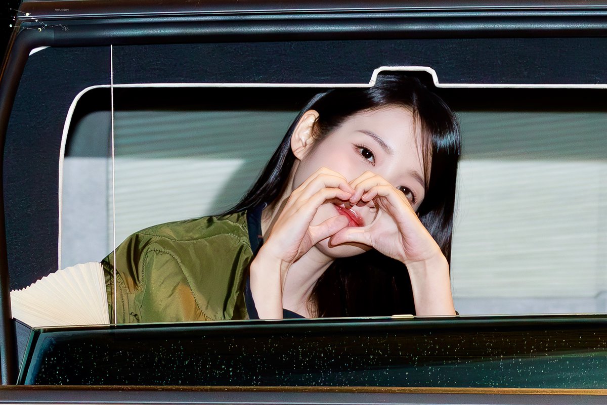 iu_snoopy's tweet photo. 260406 아이유 대군부인 제발회 퇴근-3

#아이유 https://t.co/wKnxTZj3al