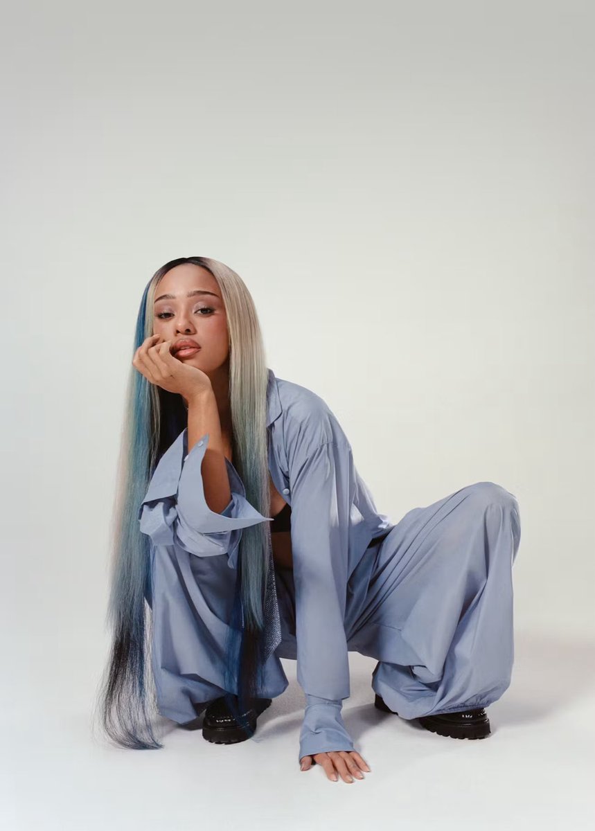 MANON BRASIL ✶ tweet media