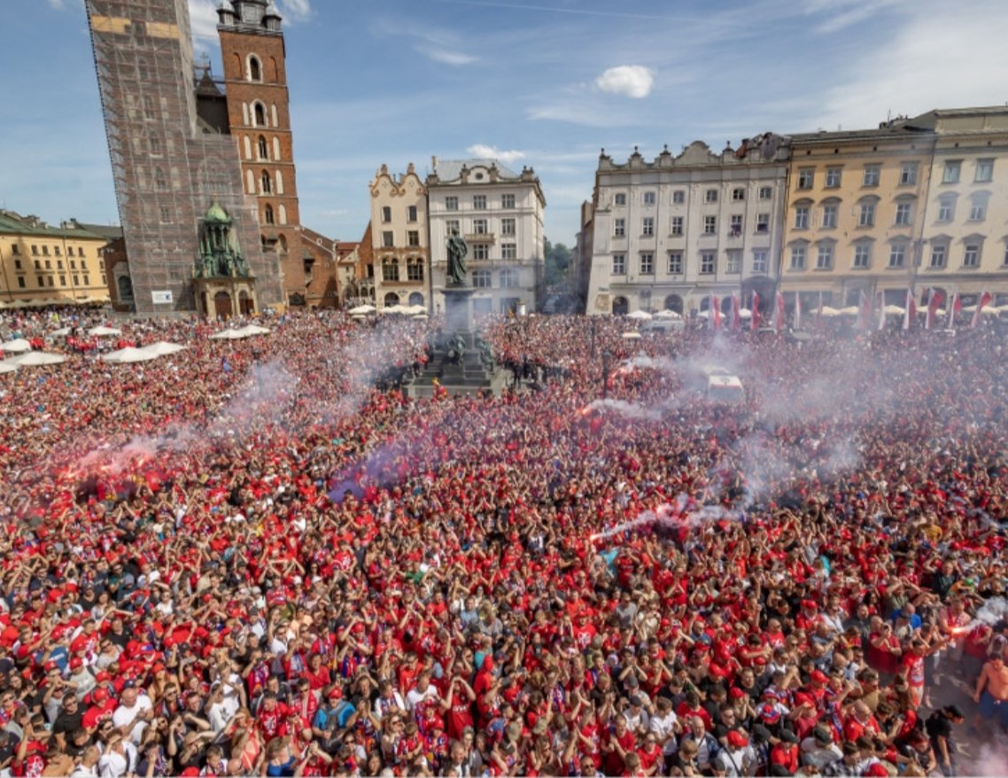 ✩𝕎𝕚𝕤ł𝕒 tweet media