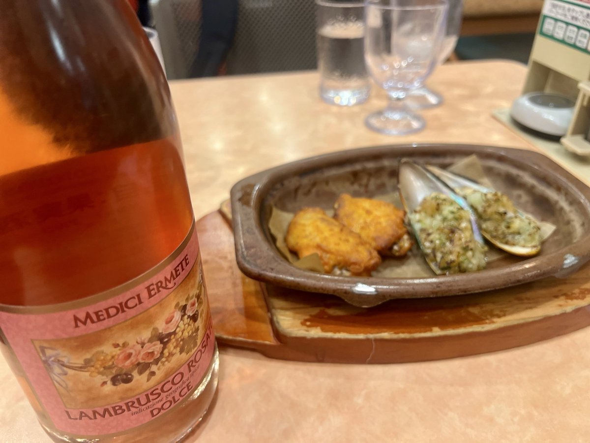 はたはた tweet media