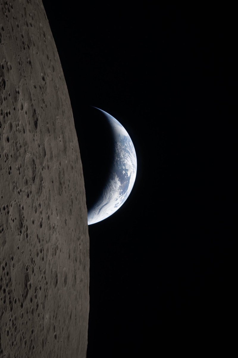astropics's tweet photo. Historic https://t.co/bb6wh96ElM