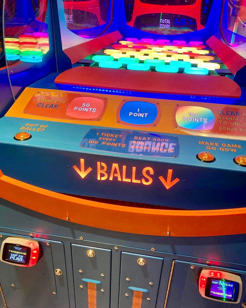 vcdlaw's tweet photo. And that’s how I got thrown out the arcade… https://t.co/AOEdTvrBIP