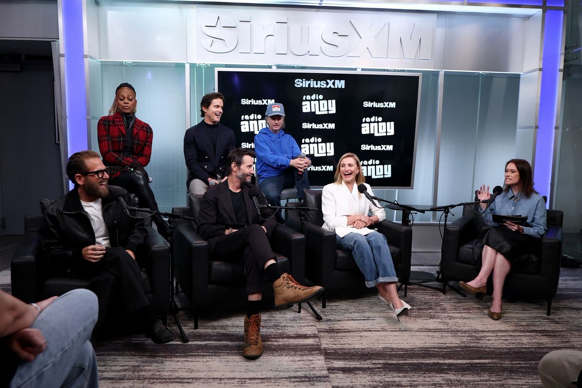 MattBomerFan.com tweet media