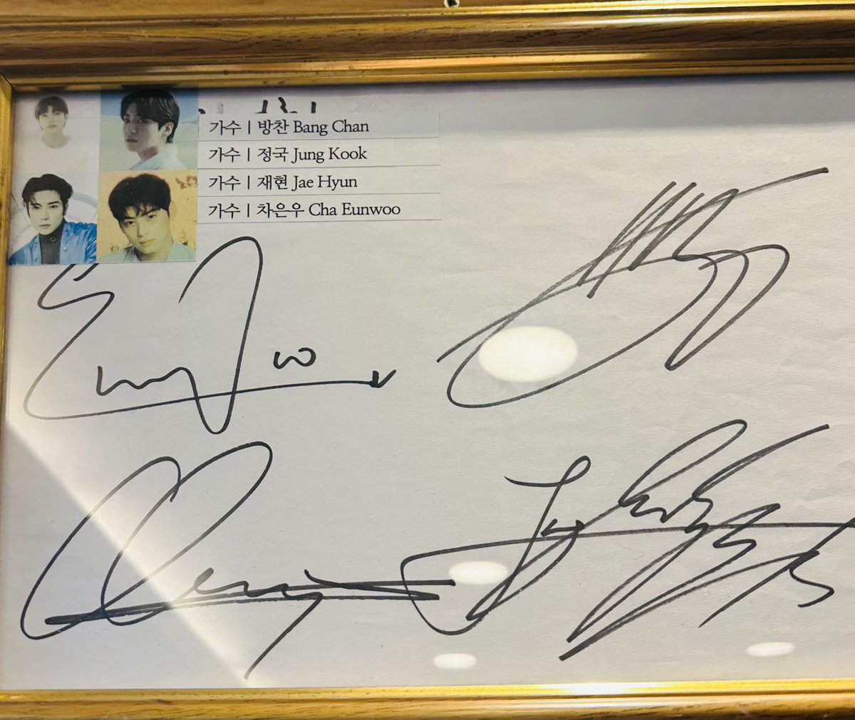 渡韓記録⑨

帰国の日は朝からユッケビビンバ！
やっぱり見た目も味も完璧すぎる♡🍚
朝から贅沢😅

📍ヨンチョンヨンファ

たくさんのロハさんに会えて本当に本当に楽しい旅でした♡♡
たくさんの元気をもらって、心満たされて帰ってきました😊