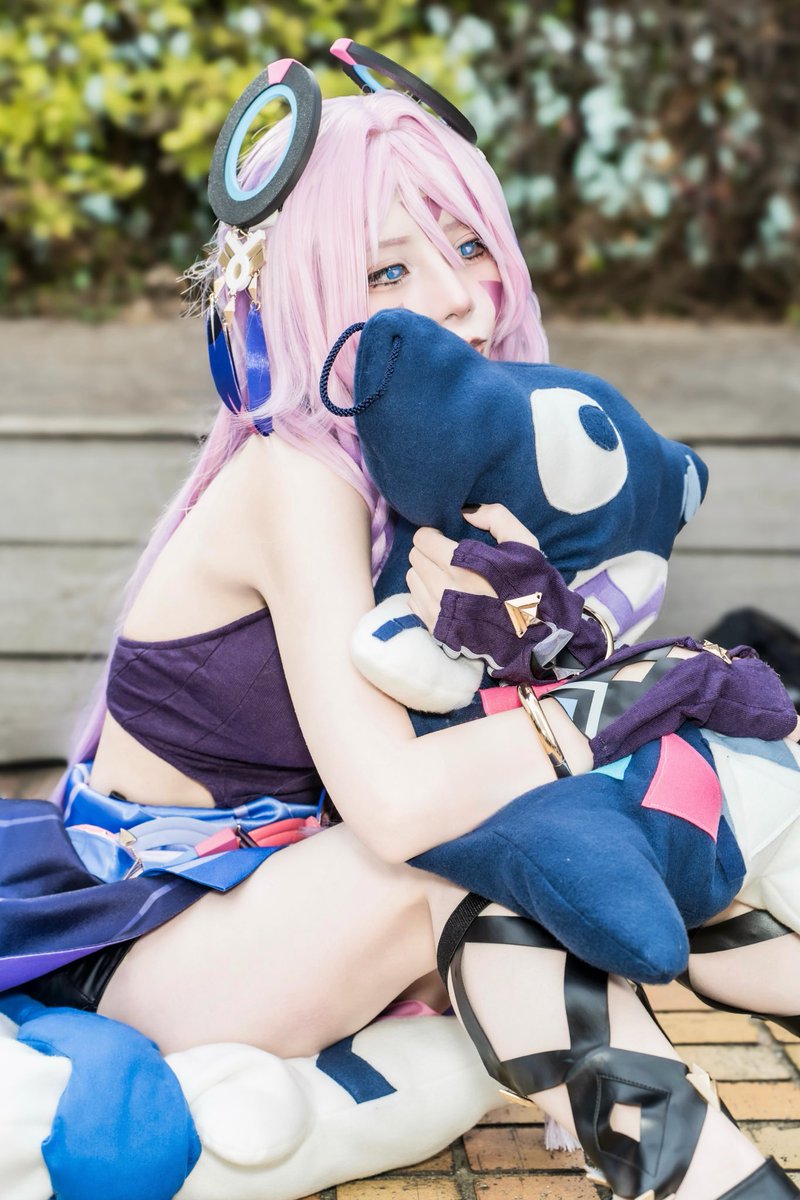 るーな tweet media