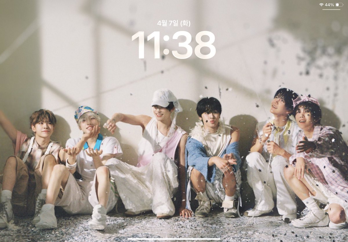 wishgomi's tweet image. :¨·.·¨:
 `·. 아이패드 배경화면 추천 ! ★°*

타래에 색감 살짝 보정한 배경 버전 달아둘게요 ♩¨̮⑅