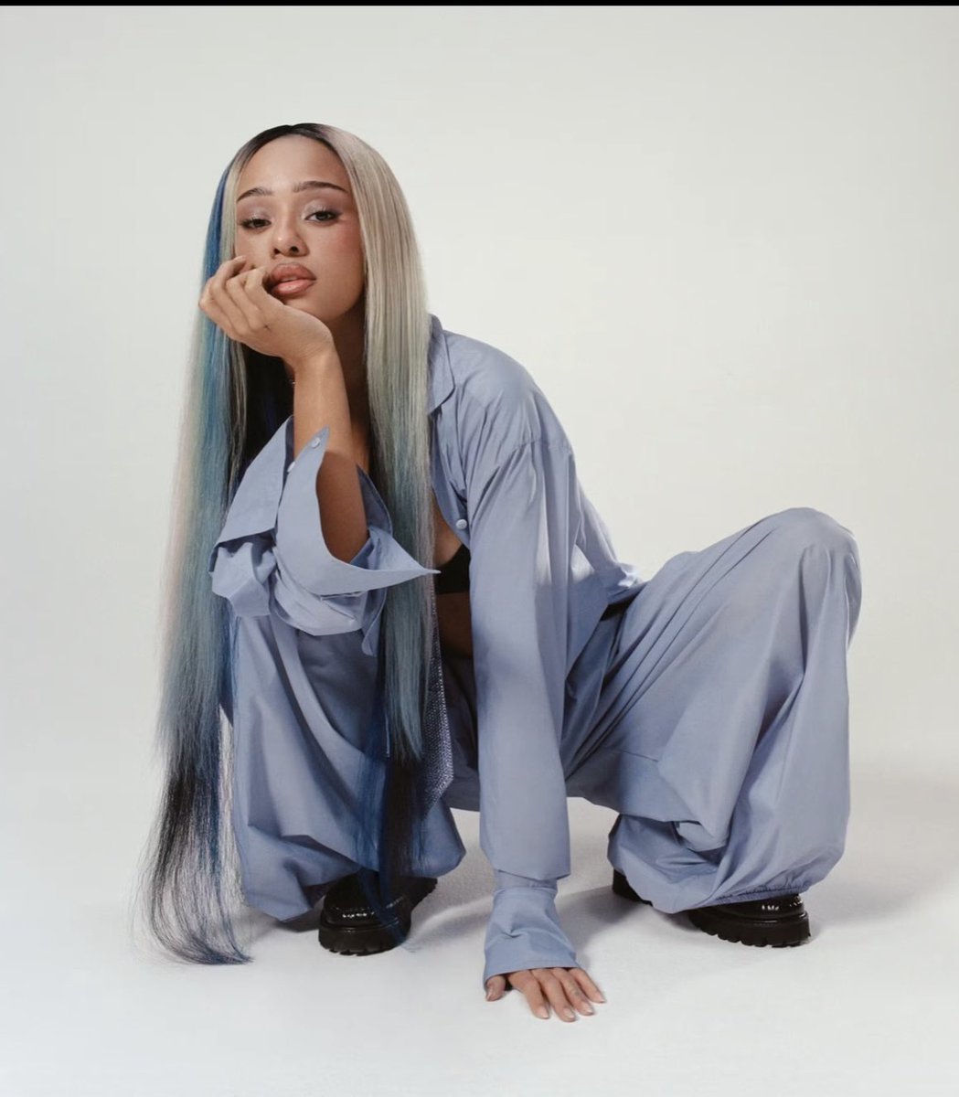 isa ⚷ | KATSEYE IS SIX tweet media