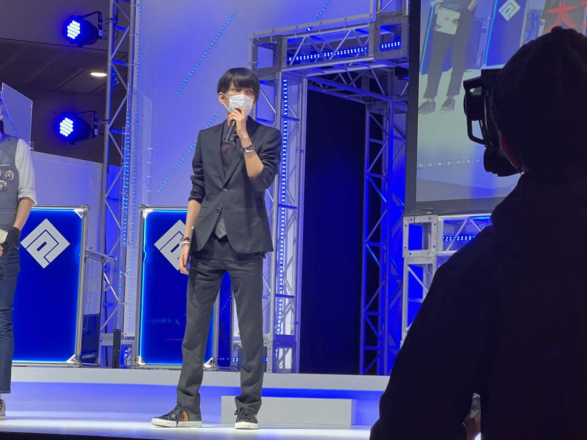 フレント🌹あるてぃめっとよにん tweet media