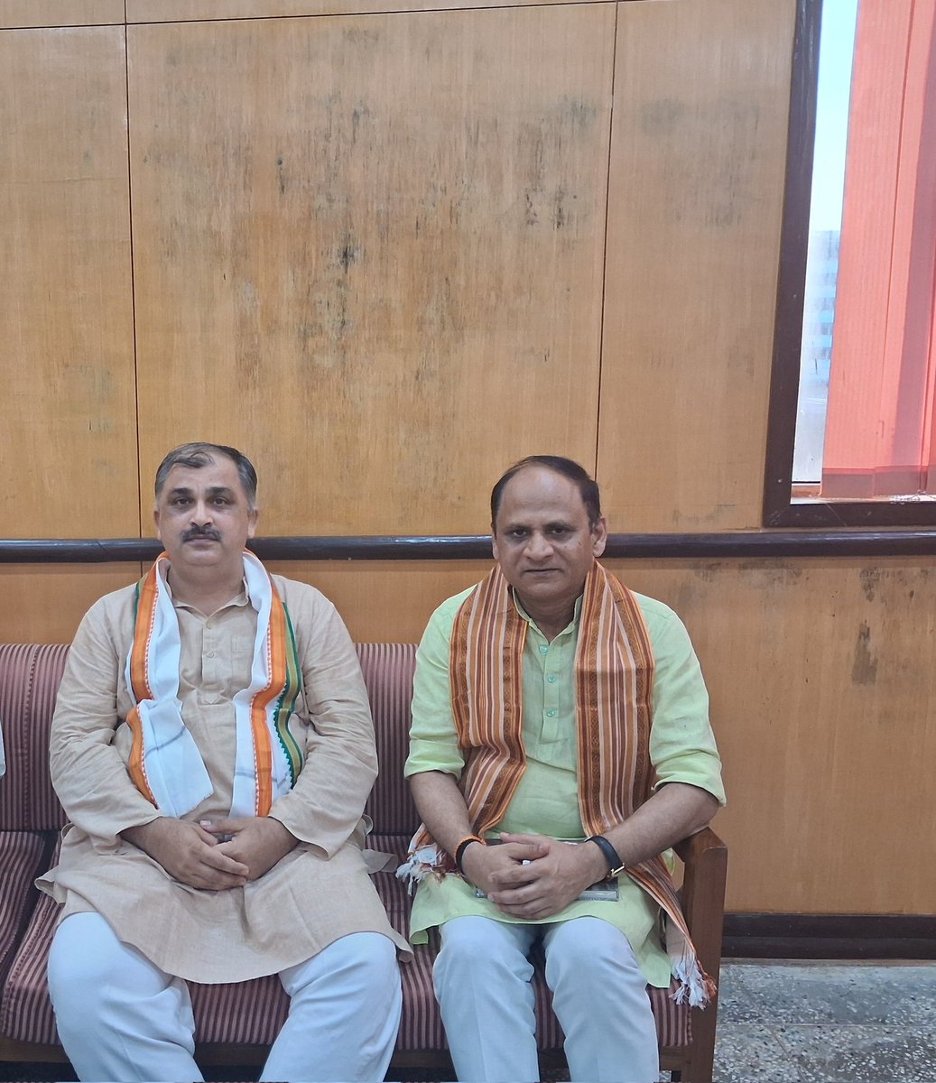 बंगाल प्रवास के दौरान एक सुखद मुलाकात प्रांत प्रचारक श्री प्रशांत जी भाई साहब से,