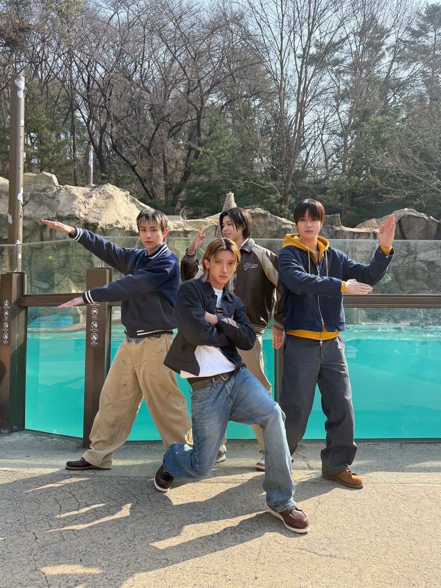 titi ♰ tweet media