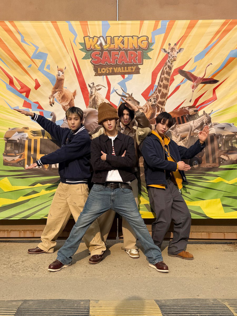 titi ♰ tweet media