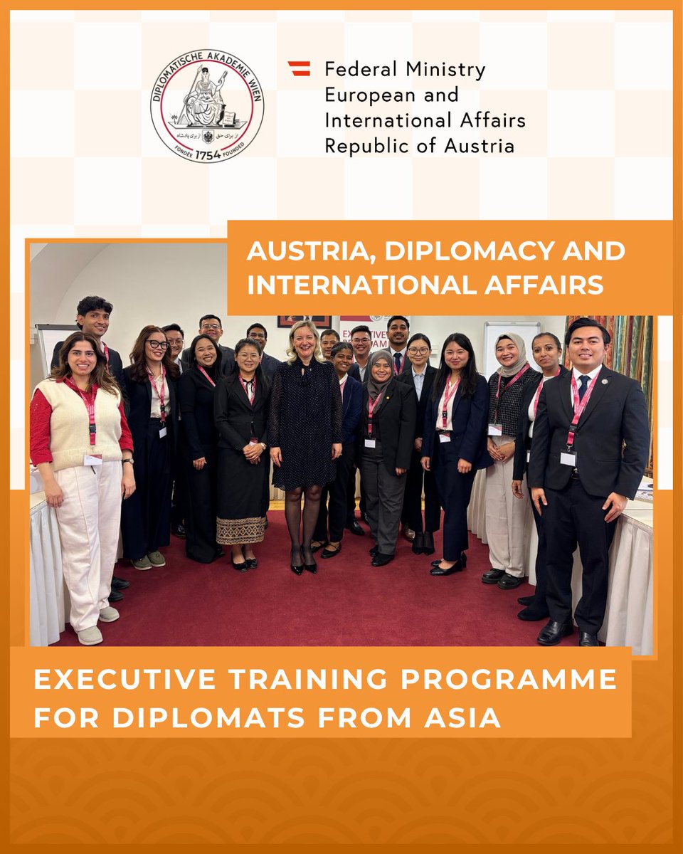 DA_vienna's tweet photo. Our Deputy Director @MSchubertMFA warmly welcomed today the diplomats from Asia  participating in our two-weeks Executive Training Programme “Austria, Diplomacy and International Affairs” at the DA. 

@MFA_Austria
#diplomacymatters https://t.co/TxQorX0v65