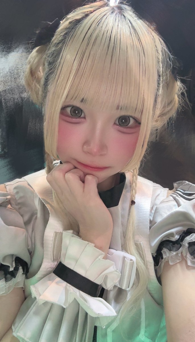 風爽 葵花 tweet media