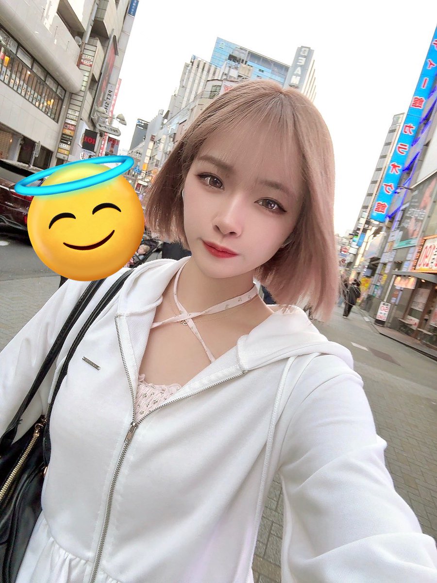 みーまる tweet media